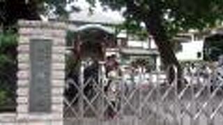 お寺さんというよりも、幼稚園がメインのように感じる境内