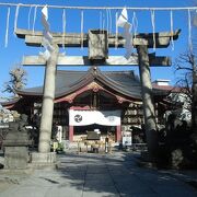 富士塚、庚申塔、松尾芭蕉句碑、小さな「千住おおはし」など見所たくさん