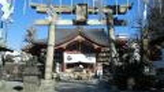 富士塚、庚申塔、松尾芭蕉句碑、小さな「千住おおはし」など見所たくさん