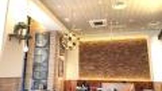 桜木町駅の目の前にあります