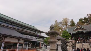 立派なお寺です。