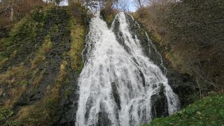 11月上旬、晩秋の時期に訪問。