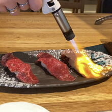 石垣牛炙り寿司