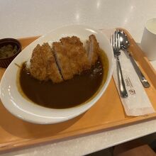 カツカレーライス大盛