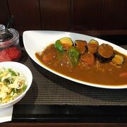 喫茶店みたいなカレー屋さん