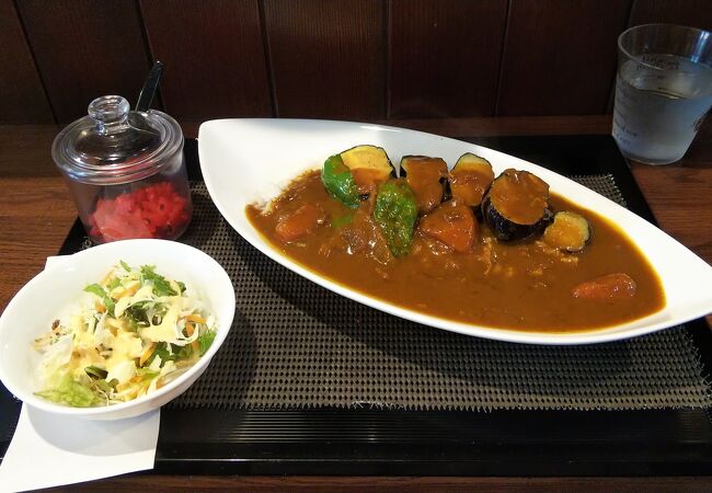 喫茶店みたいなカレー屋さん