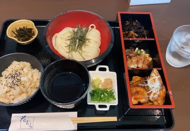 手打ちの美味しいうどん屋さん