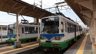 路面電車なんだか普通の電車なんだか・・・