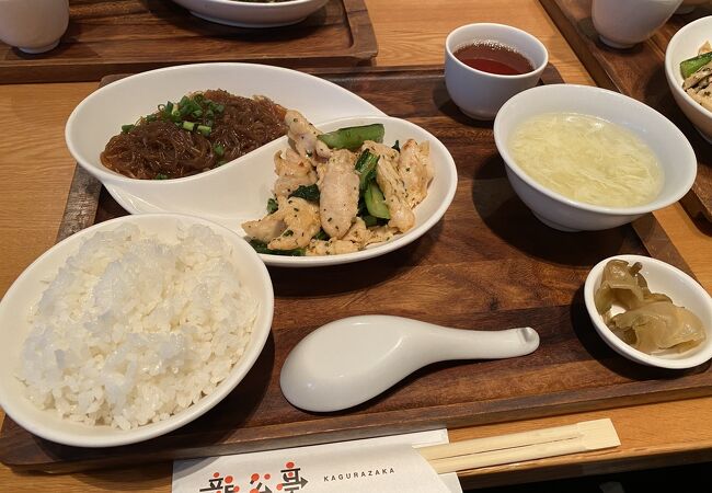 飯田橋駅:同僚と