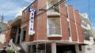 特徴のある、ただのビル