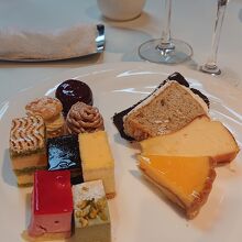デザート盛り合わせ