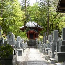 東福寺最勝金剛院境内の八角堂