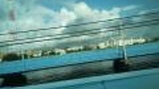 場所によっては桜がきれいです。