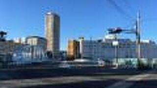 中之島と川口を結ぶ橋