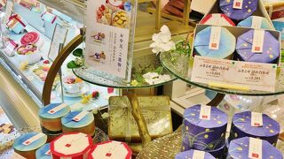 繊細で軽やかなクッキー