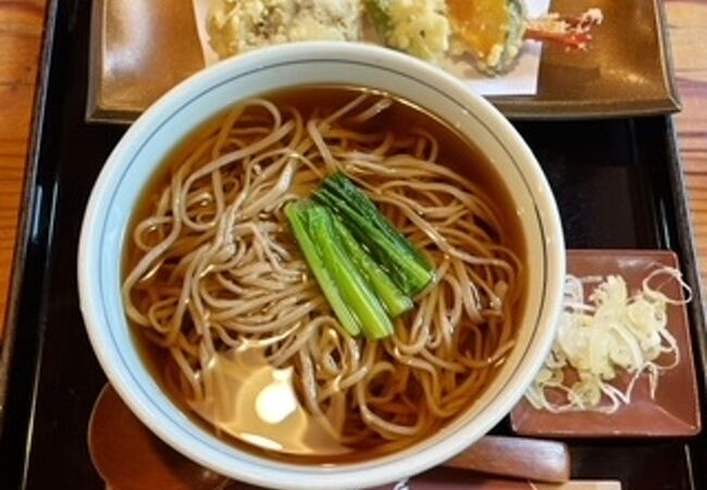 駅から近いお蕎麦のお店