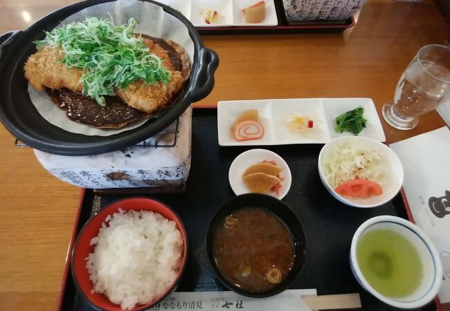 高山市内に入る前の食事に便利