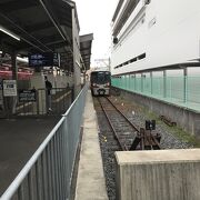 和歌山市駅：JRと南海電車の共同駅
