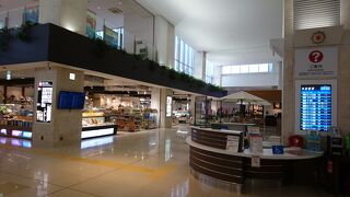 島グルメがいっぱいの空港