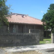 昔の漁民家を再現したエリアなんてのもあります