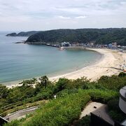 下田ビューホテルの真下にある海水浴場