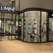 コロナ禍での入店管理は大変そうで同情する。