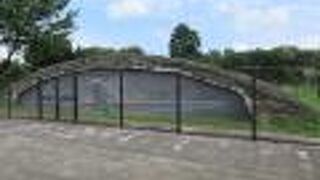 悲惨な戦争を忘れないための建造物です