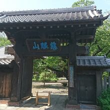 光林寺山門