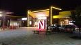 新名神高速道路にあるパーキングエリア