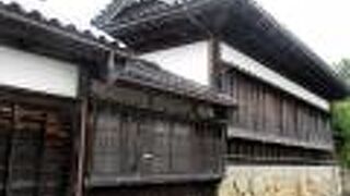 北の総門を守ります。