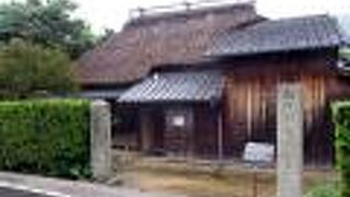 ずいぶんと小さな家でした。