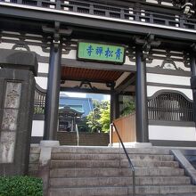 山門の様子です。