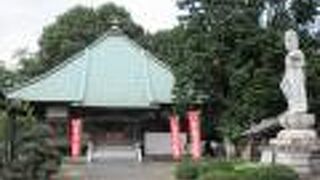 なぜこんな所に由緒あるお寺が建てられたんだろう?