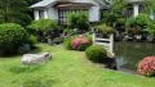 今は、お屋敷の庭園部分だけです。