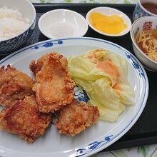 唐揚げ定食