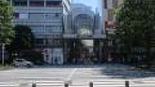 仙台駅から東に伸びるアーケード街