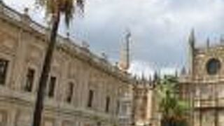 新大陸と貿易を行う商人のための取引所だった建物