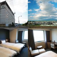 額縁のように大きな窓から、美しい山並みを眺めることが出来た