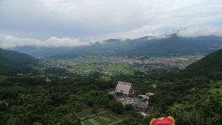 湯布院の街を見下ろせる