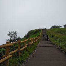 少し歩くと別の景色があります