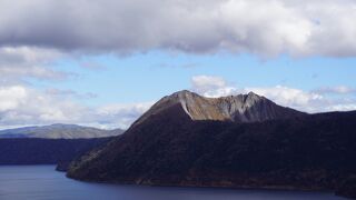 アイヌからは神の山として奉られた山