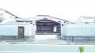 家庭的な雰囲気の寺院です