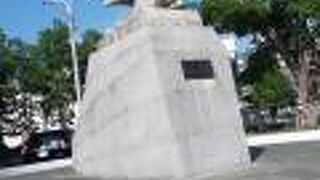 鳥に希望を託してるのかな？