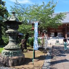 立派な石灯篭