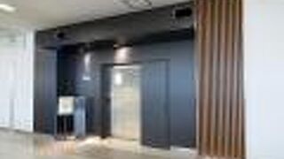 綺麗で清潔だけれど、面白味はないな