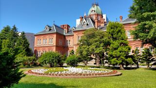 札幌を代表する歴史的建造物のひとつの赤レンガ庁舎