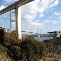 来島海峡大橋とサンライズ糸山