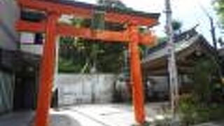 足利9代将軍義尚により創建