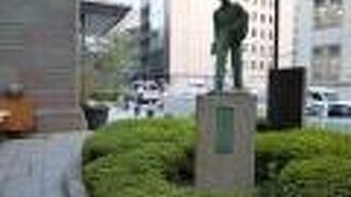 色々な想いが錯綜する像でした