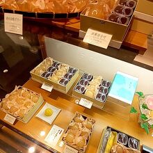 たねや 日本橋三越店